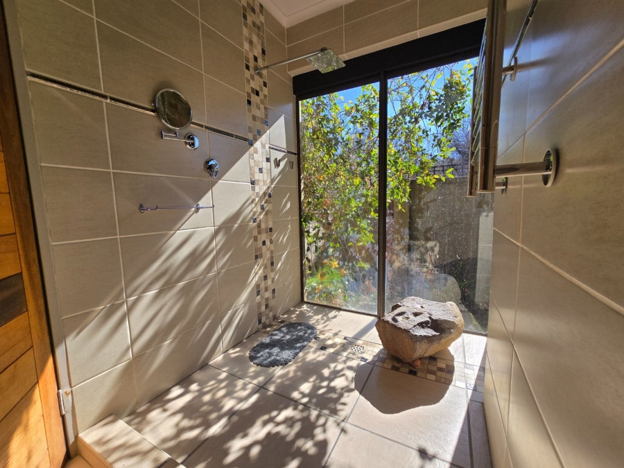 4 Bedroom Property for Sale in Viljoenskroon Rural Free State